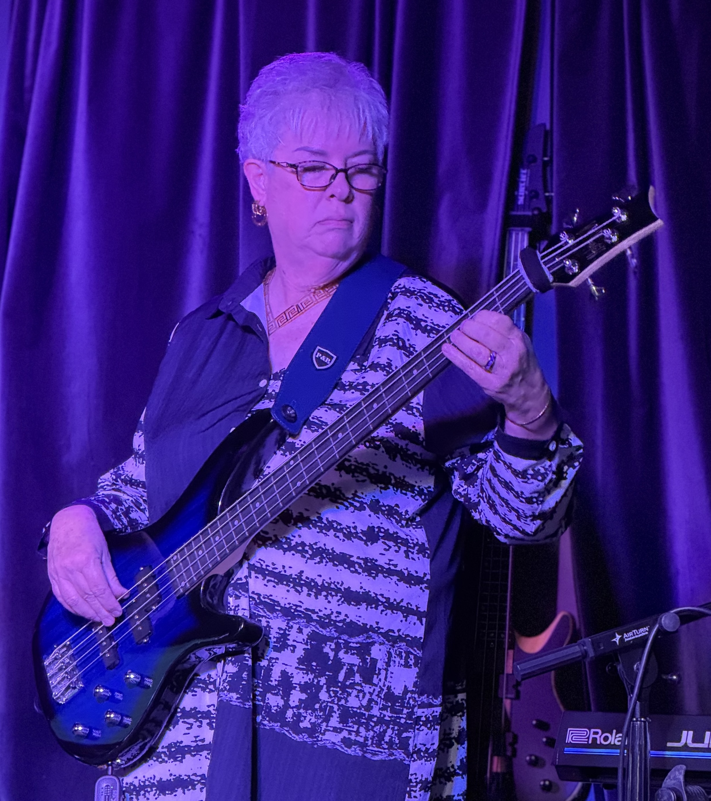 Mischelle Martell - Bass